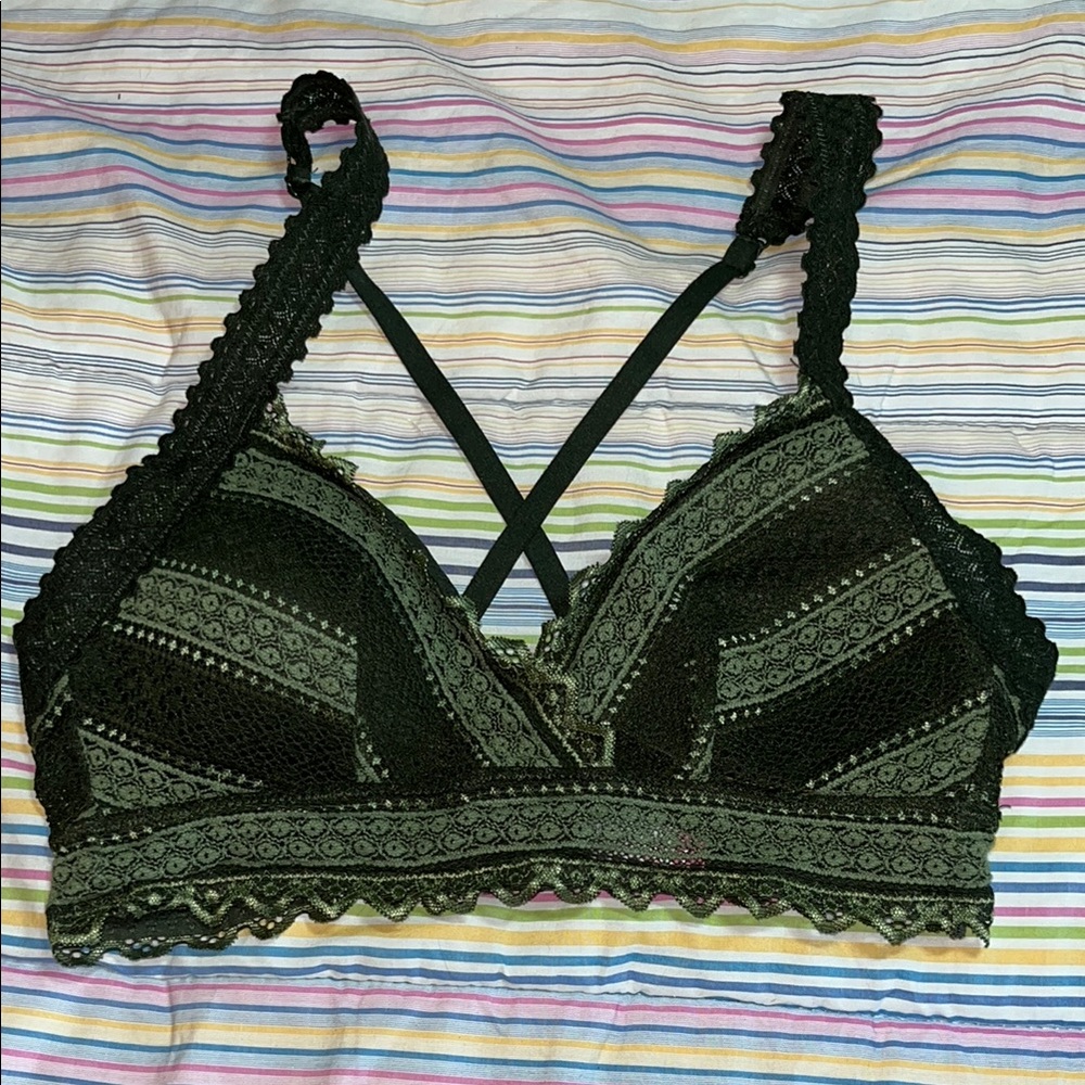 No Boundaries Green Lace Trim‎ Bra Graveyard Fairy